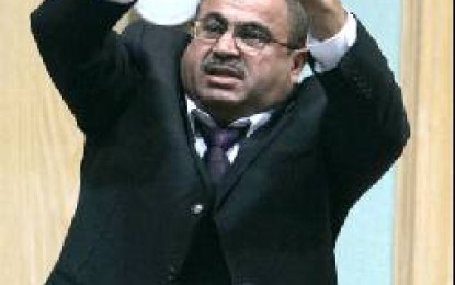 خليل عطية : الحكومة مقصرة باعتداء عراقيين