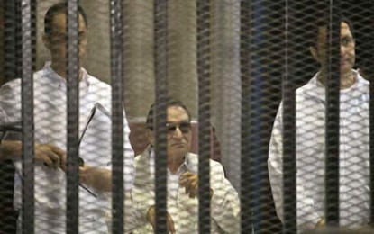 تأجيل محاكمة مبارك وإخلاء سبيل جمال وعلاء