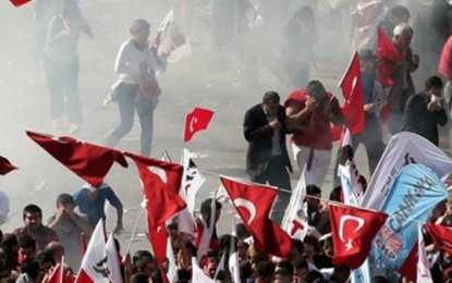 عشرات الآلاف من الأتراك تحدوا مجدداً أردوغان