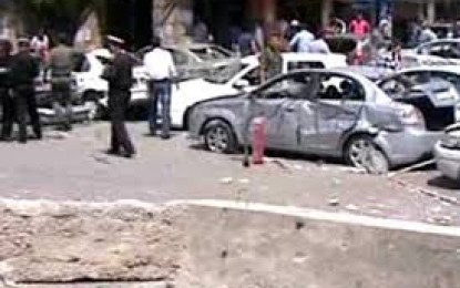 التلفزيون السوري: 14 قتيلاً في تفجيرين انتحاريين بدمشق