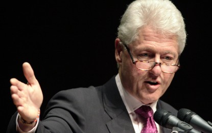 بيل كلينتون لا يرى “بديلا عن قيام دولة فلسطينية”