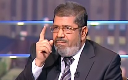 مرسي من محبسه : انا الرئيس الشرعي‎