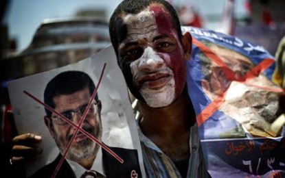 8 قتلى و613 مصابا في تظاهرات المحافظات المصرية
