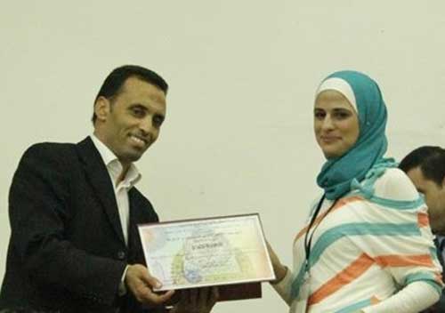 الأردنية ليالي منصور تفوز بالجائزة الأولى في مهرجات الزخارف بالجزائر
