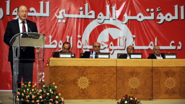 تأجيل جلسة الحوار الوطني في تونس إلى الاثنين