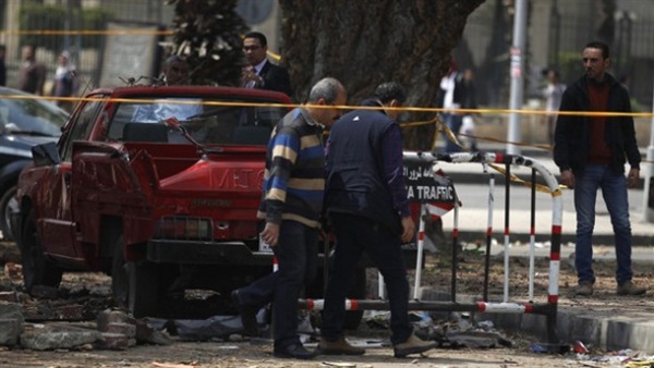 مصر: مقتل طفلة وإصابة ٤ أشخاص في تفجير بالأسكندرية