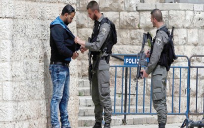 اعتقال طفلة بزعم محاولة طعن جنود إسرائيليين في القدس