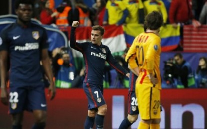 أتلتيكو مدريد يُقصي برشلونة ويتأهل لنصف نهائي دوري أبطال أوروبا