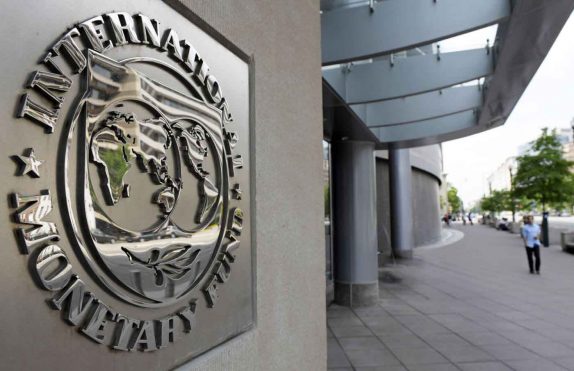 “النقد الدولي” يوافق على إقراض الأردن 720 مليون دولار