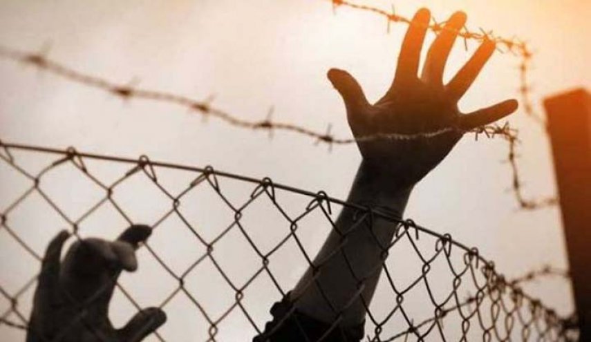 الأسرى يهددون بخطوات تصعيدية ضد انتهاكات الاحتلال بالسجون