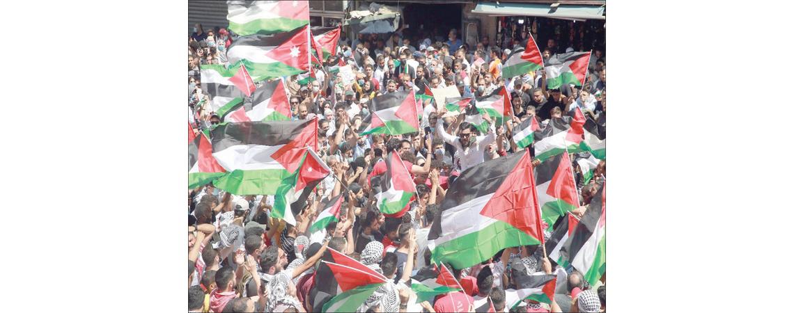 مسيرات الغضب تتواصل نصرة لفلسطين وتنديدا بعدوان “الاحتلال الصهيوني” على القدس وغزة