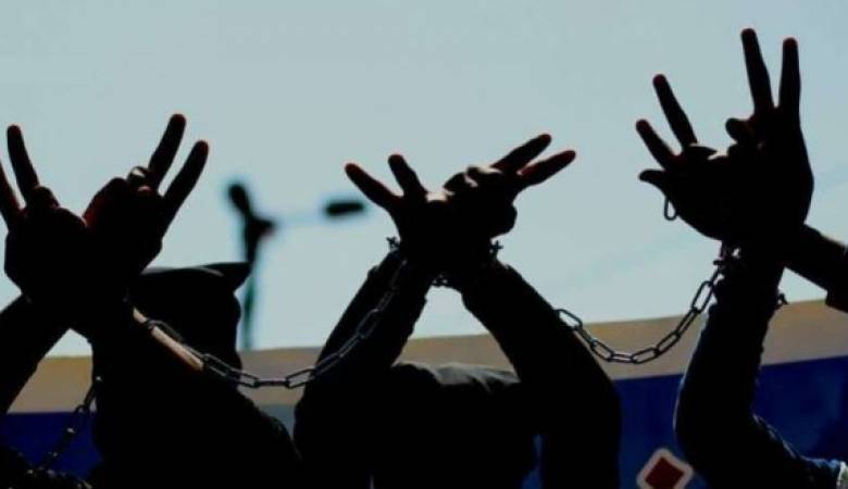 الأسرى في سجون الاحتلال يشرعون بأولى خطواتهم التصعيدية
