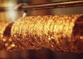 سعر غرام الذهب عيار 21 يسجل مستوى قياسيا جديدا محليا ليبلغ 53 دينارا