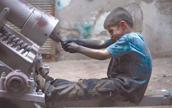 في اليوم العالمي لمكافحة عمالة الاطفال  منظمة العمل الدولية: الصعوبات المالية تقوض التشريعات