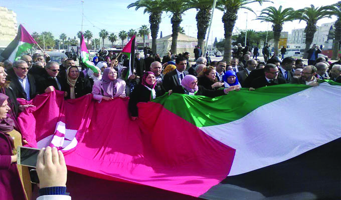 مثقفون تونسيون يدينون تطبيع الامارات مع «إسرائيل»