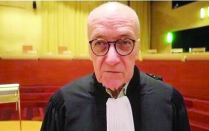 فرنسي يقود 300 محام لمقاضاة “إسرائيل” أمام المحكمة الجنائية الدولية